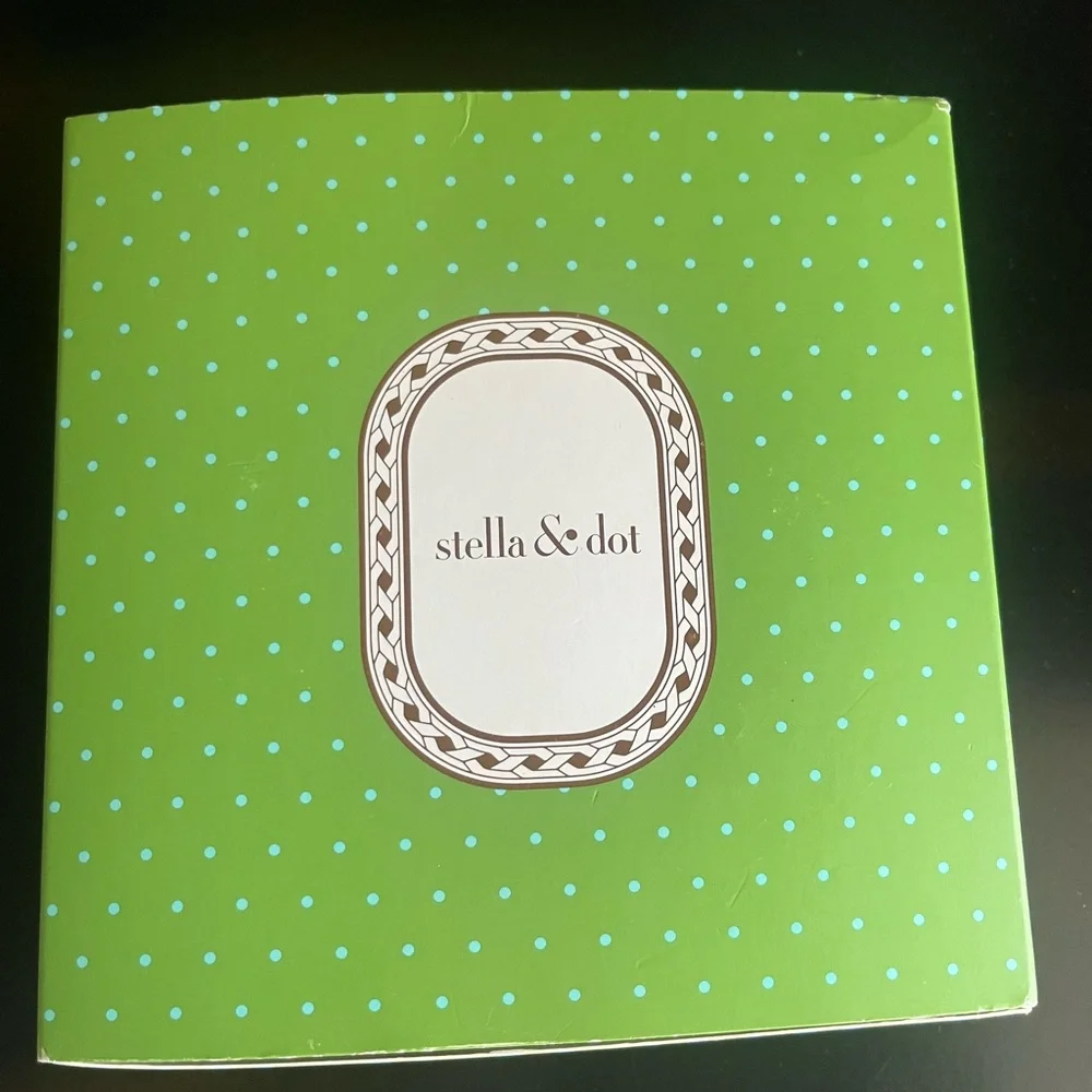 Stella & Dot Maldives necklace